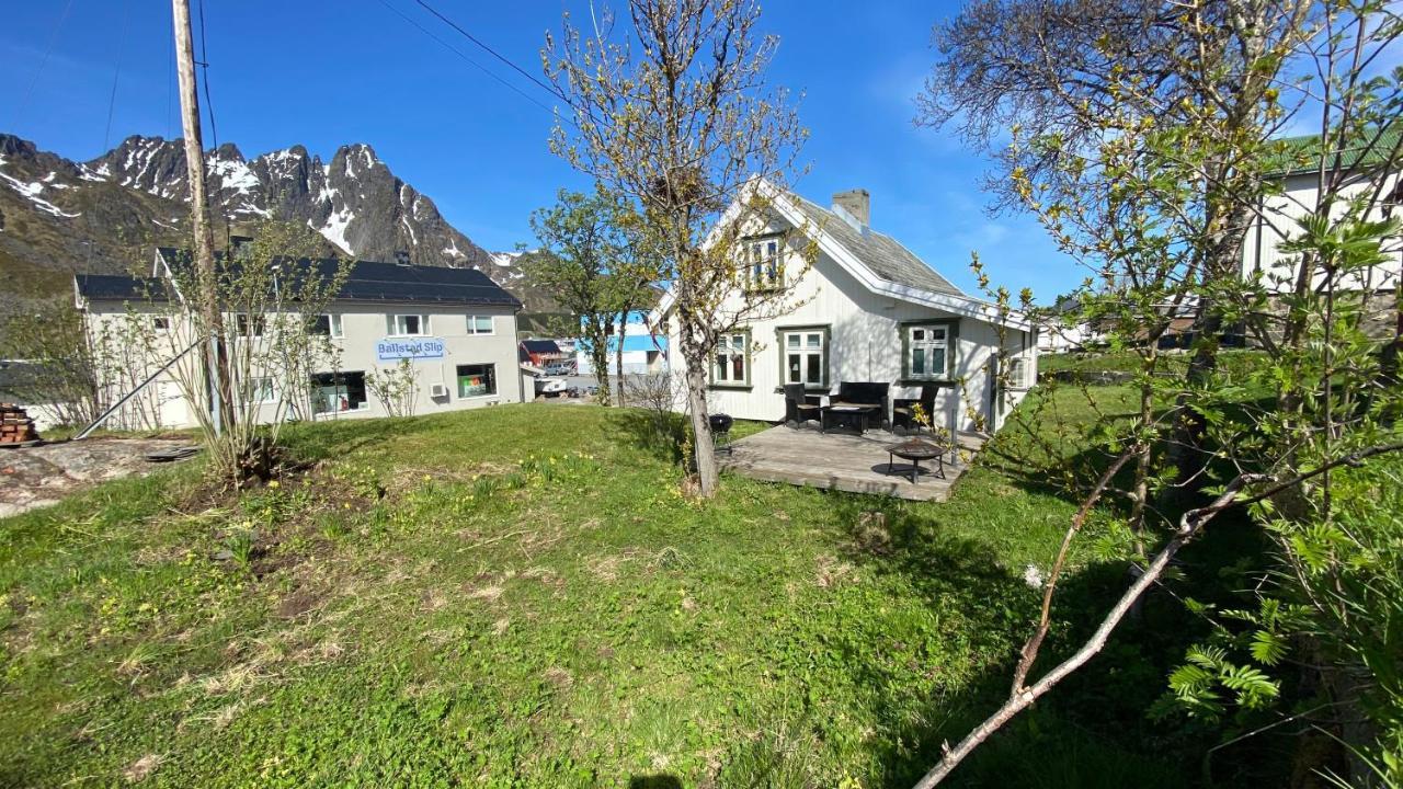 Nordlandshuset "Lottebakken", Ballstad In Lofoten Exterior foto